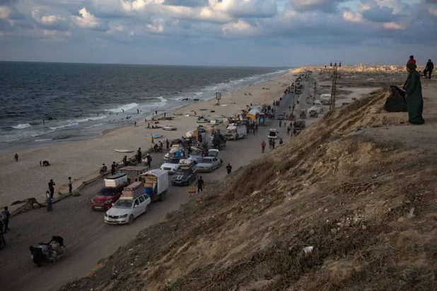 الجيش الإسرائيلي يقول إن 700 ألف فلسطيني نزحوا من مدينة غزة نحو جنوب القطاع