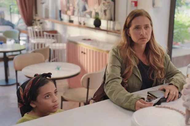 نيللي كريم في مشهد من الفيلم - مهرجان الجونة