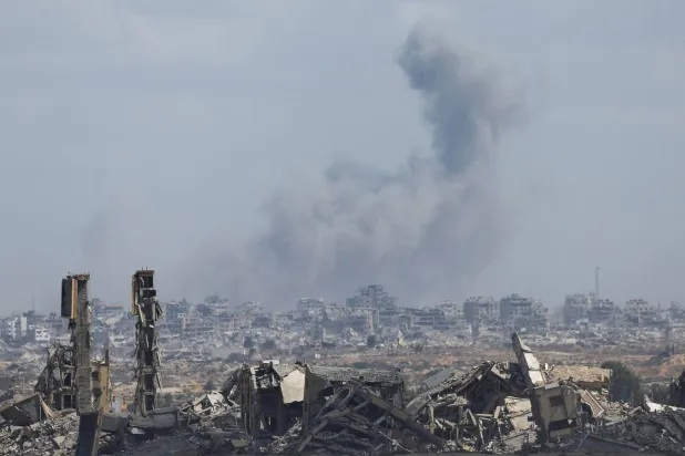 مقتل 10 فلسطينيين في قصف إسرائيلي لمدينة غزة