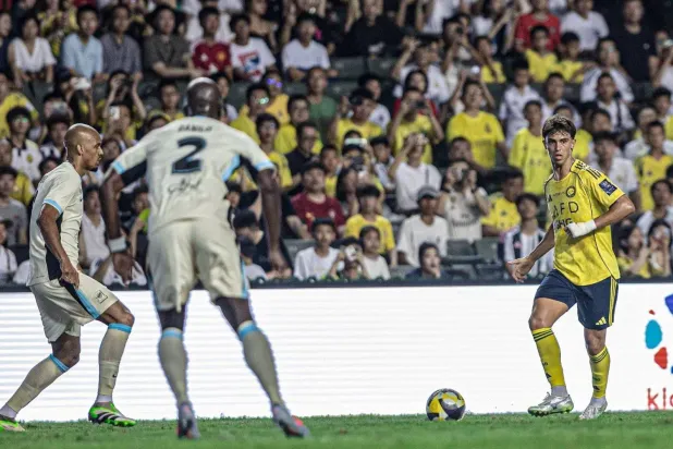 كلاسيكو الدوري السعودي: النصر للفوز الـ14… والاتحاد لفرض التعادل