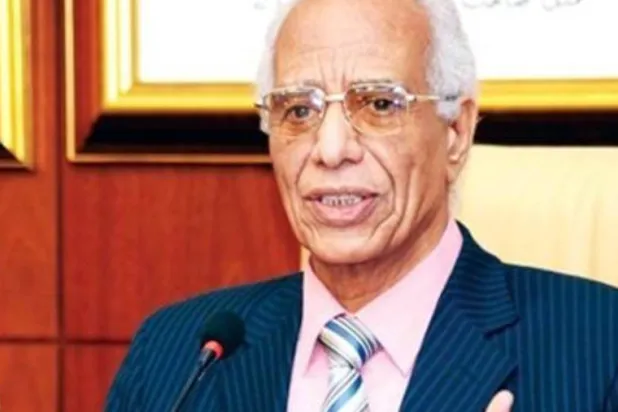 ثورة السبعينات الجمالية على تقاليد المؤسسة الشعرية