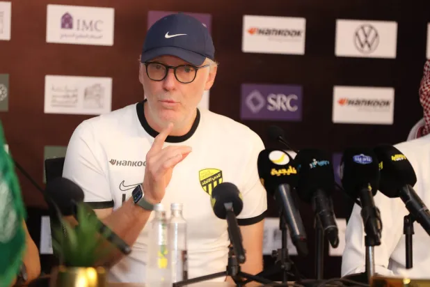 كلاسيكو النصر يُطيح بمدرب الاتحاد بلان… وحسن خليفة «مؤقت»
