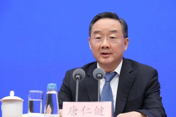 تانغ رنجيان وزير الزراعة والشؤون الريفية السابق في الصين (ساوث شينا مورنينغ بوست)