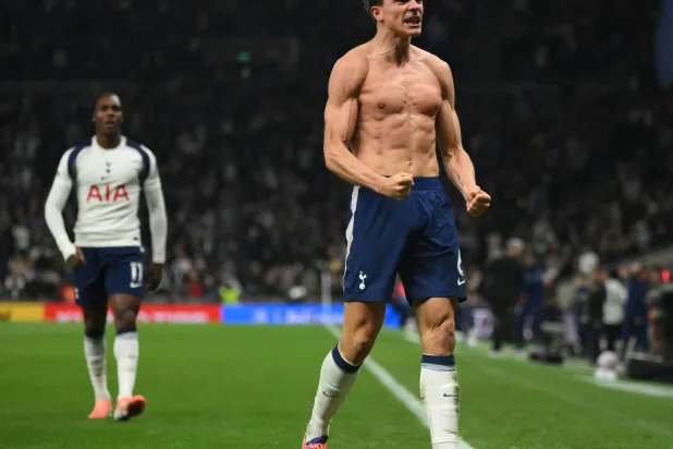 جواو بالينيا خطف هدف التعادل في الدقائق الأخيرة (إ.ب.أ)