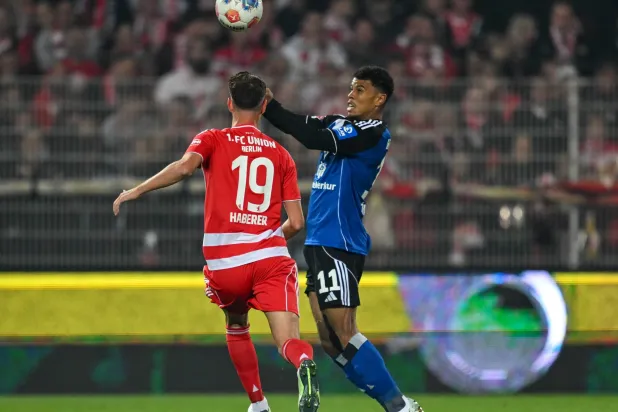 التعادل السلبي حسم مواجهة هامبورغ مع مضيفه أونيون برلين (د.ب.أ)