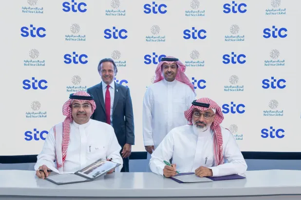 «البحر الأحمر الدولية» و«stc» تطلقان شراكة رقمية بقيمة 1.2 مليار ريال