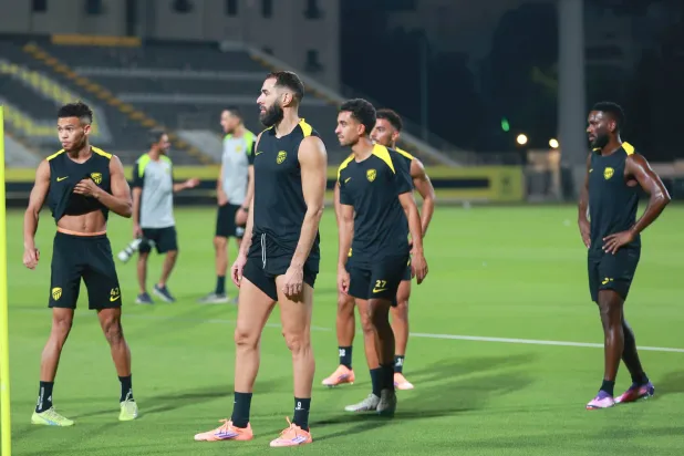 كريم بنزيمة خلال تدريبات الاتحاد الاثنين (تصوير: عدنان مهدلي) 