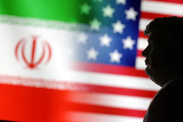 تقرير: أميركا ترحل نحو 100 إيراني بعد اتفاق مع طهران