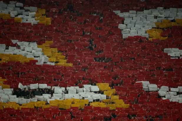 تغريم صربيا 85 ألف يورو مع تخفيض سعة الملعب بنسبة 20في المائة على الأقل (رويترز)