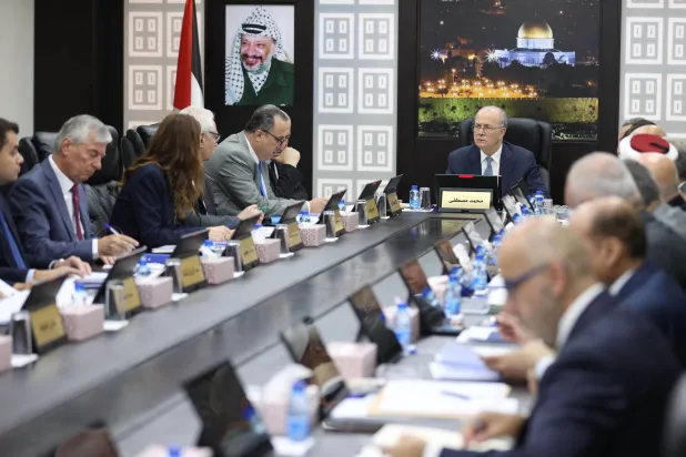السلطة الفلسطينية ترحب بجهود ترمب: جاهزون للدولة وحكم غزة