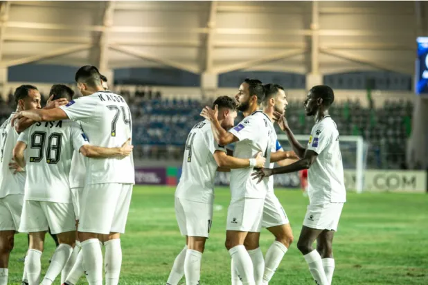 فرحة لاعبي الحسين إربد بالفوز الكبير (الاتحاد الآسيوي)