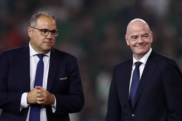 فيكتور مونتالياني وجياني إنفانتينو (رويترز)