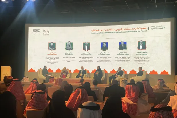 تناولت الجلسات موضوعات تتصل بتحديات قطاع ترميم التراث وآفاقه (الشرق الأوسط)