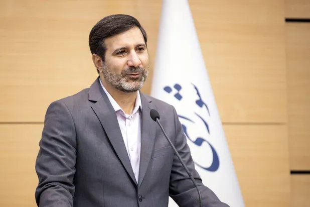 صورة نشرها موقع مجلس صيانة الدستور من مؤتمر الصحافي للمتحدث باسمه هادي طحان نظيف