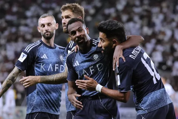 الخيبري محتفلاً بهدفه في الزوراء (الاتحاد السعودي لكرة القدم) 