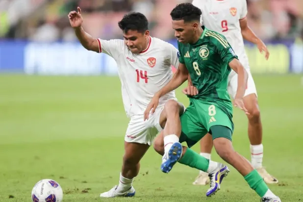 من مباراة سابقة بين الأخضر واندونيسيا (الشرق الأوسط)