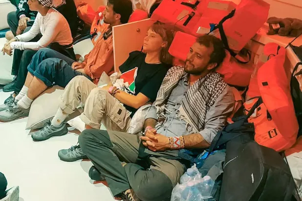 بعدما احتجزتهم إسرائيل... ماذا سيحدث لنشطاء «أسطول الصمود»؟