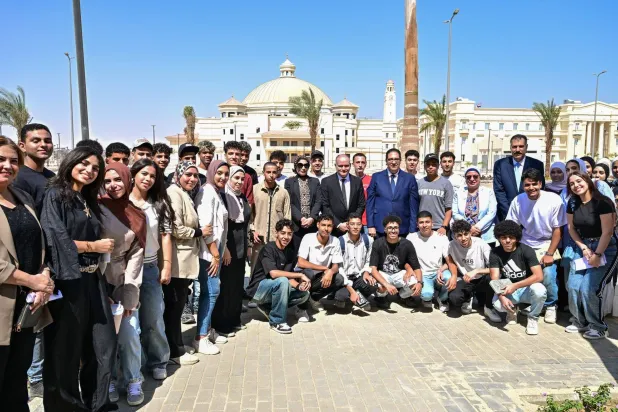 «الدروس الخصوصية» تتغلغل في الجامعات المصرية بعد المدارس