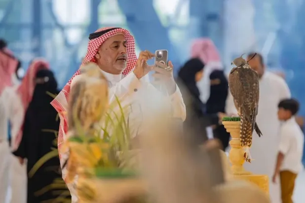 يُمثِّل المعرض وجهة تتيح للزوار من أنحاء العالم الاطلاع على الموروث السعودي الأصيل (واس)