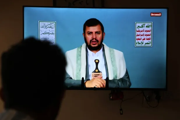 زعيم الحوثيين يتجنب الظهور المباشر خوفاً من استهدافه (إ.ب.أ)