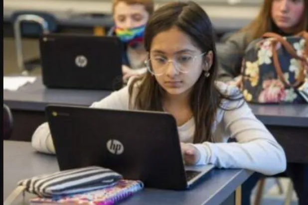 طلاب يدرسون في إحدى مدارس ولاية دالاس الأميركية