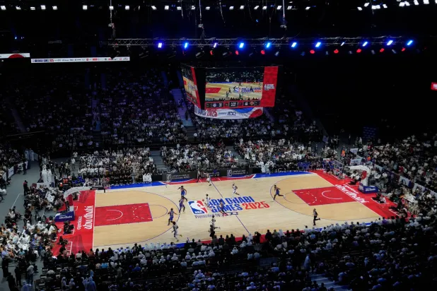 الاجتماع عقد بالعاصمة الإماراتية أبوظبي (أ.ب)