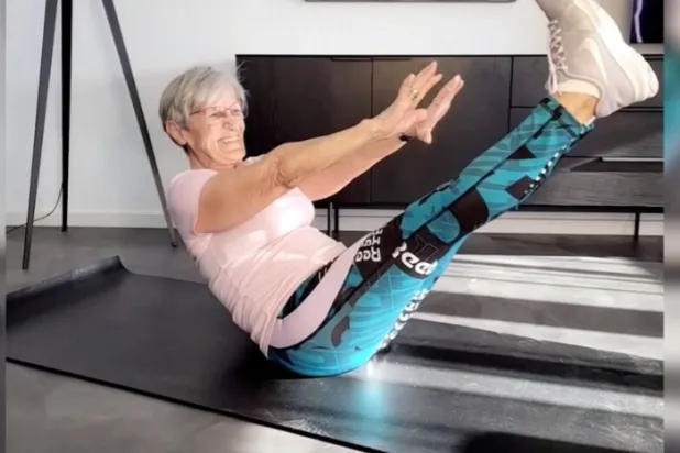 ممارسة التمارين الرياضية لمدة ساعتين أسبوعياً تقلل من آلام المفاصل (رويترز)