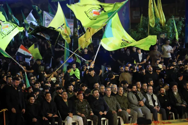 Cevad Nasrallah, 3 Ekim 2025 tarihinde Bağdat'ta, Hizbullah’ın eski Genel Sekreteri olan babası Hasan Nasrallah'ı anma törenine katıldı. (Reuters)