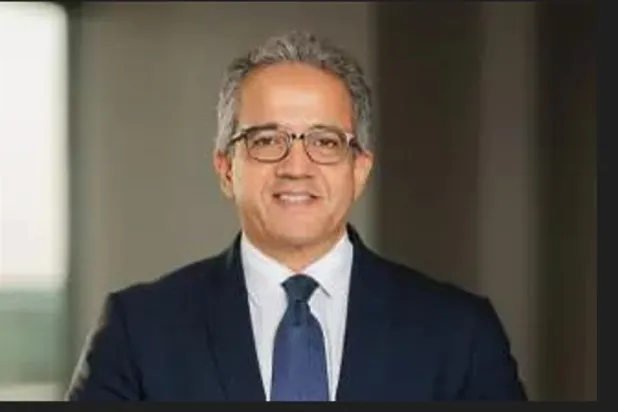 الدكتور خالد العناني مرشحاً لمنصب مدير اليونيسكو (وزارة الثقافة المصرية)