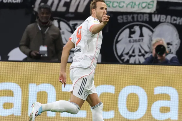 تألق كين مع البايرن جعله يتراجع عن فكرة العودة للدوري الانجليزي  (ا ف ب)