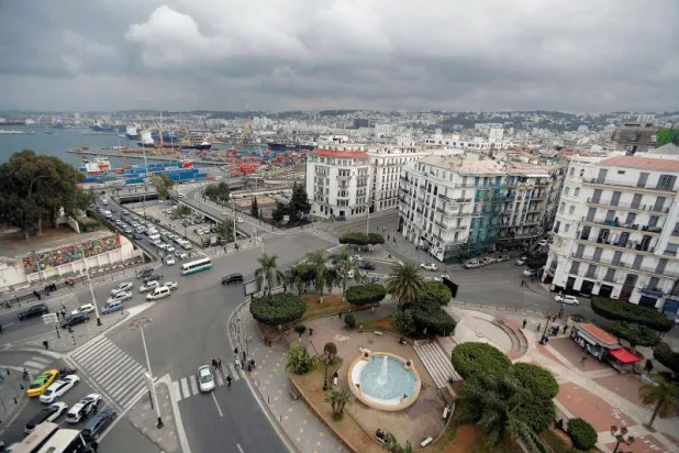 منع 159 شخصاً من مغادرة الجزائر بداعي الفساد