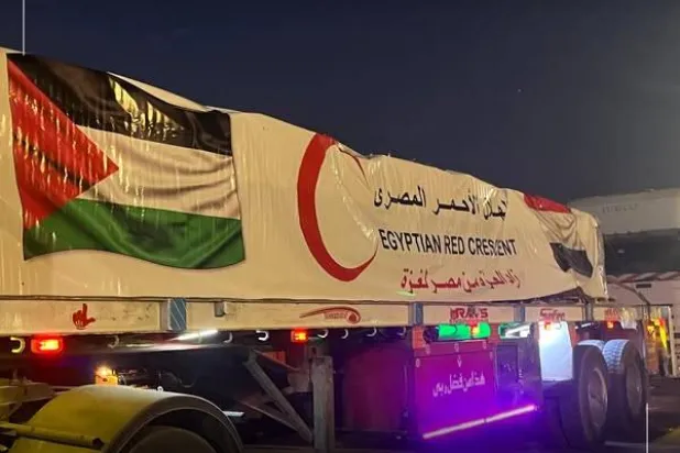 مصر تستعد لتهيئة الطريق إلى غزة وضمان وصول المساعدات