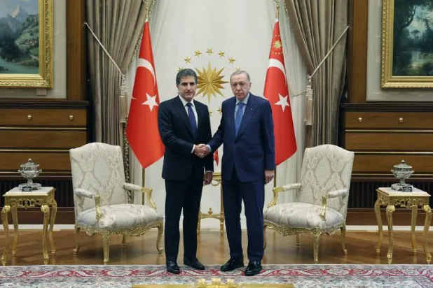 إردوغان بحث مع بارزاني العلاقات مع بغداد وأربيل وقضايا المياه والطاقة