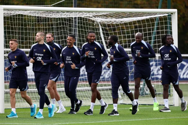 منتخب فرنسا المتجدد بات يملك مجموعة من المواهب الشابة المتطلعة لكتابة تاريخ بالبطولة العالمية (ا ف ب)