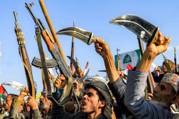 «الحوثي» يؤكد البقاء في حالة «انتباه وجاهزية تامة» حتى بدء سريان اتفاق غزة