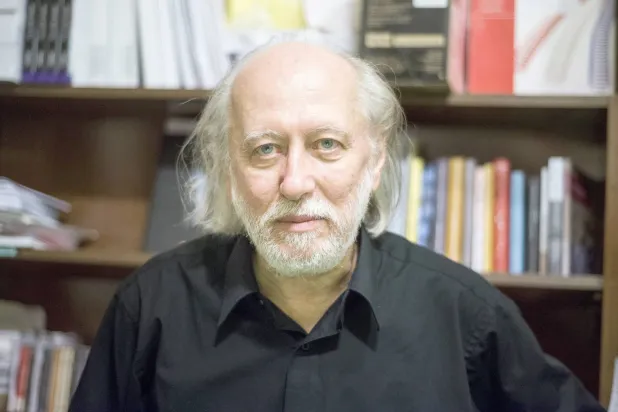 «نوبل الآداب» لكراسناهوركاي كاتب «السوداوية»