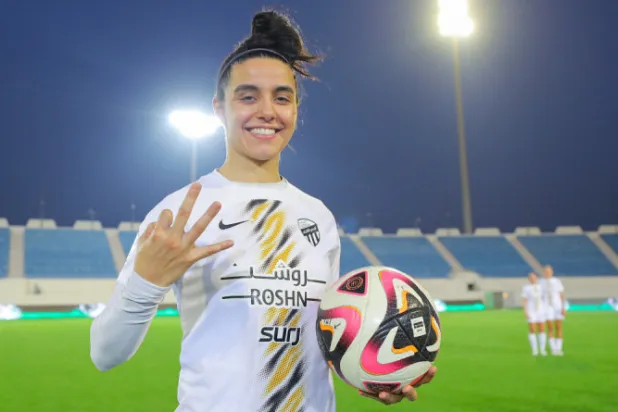 لاتيسيا نونيس (الشرق الأوسط)