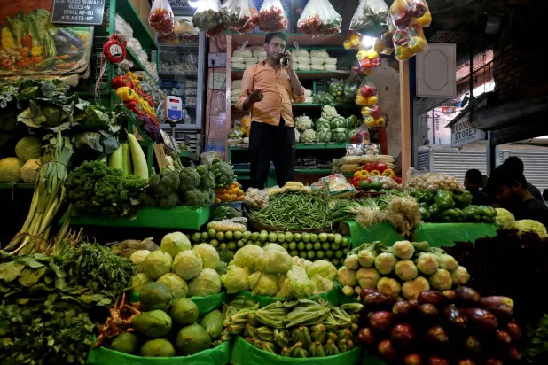 5 أطعمة يُنصح بتناولها لمصابي «كوفيد»... وما يجب تجنبه