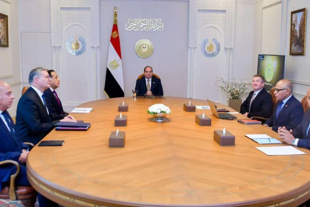 السيسي يؤكد تذليل أي عقبات لتكثيف أنشطة استكشاف الغاز الطبيعي
