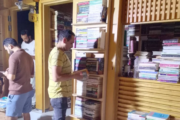 مكتبات «سور الأزبكية» بعد النقل الأحدث (الشرق الأوسط)