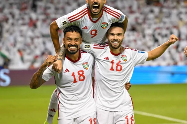 فرصتان للإمارات أمام قطر لحسم التأهل الثاني (الاتحاد الإماراتي لكرة القدم)