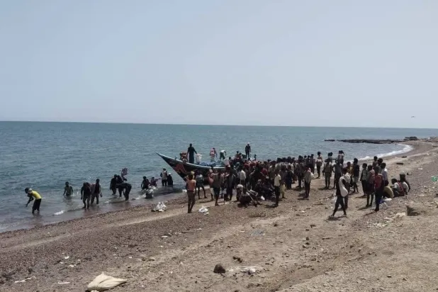 انخفاض أعداد المهاجرين إلى السواحل الغربية اليمنية (إعلام حكومي)