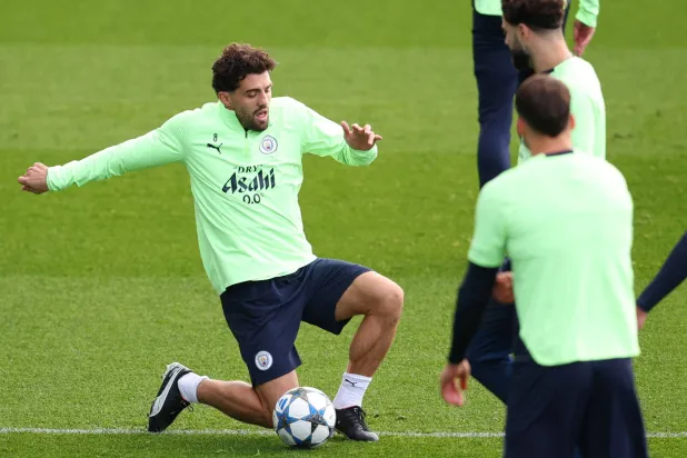 النجم الكرواتي ماتيو كوفاسيتش لاعب وسط مانشستر سيتي (رويترز) 