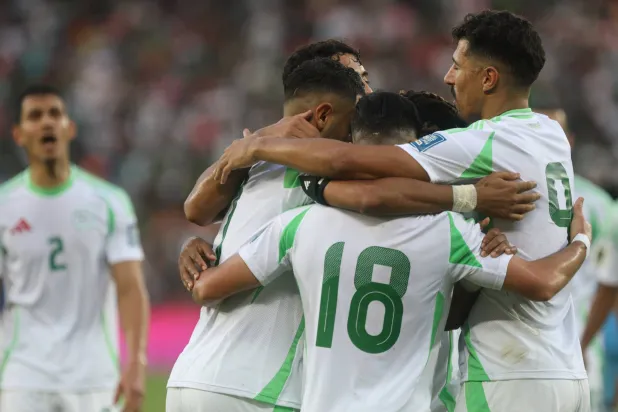 الجزائر هزمت أوغندا في تيزي وزو (إ.ب.أ)