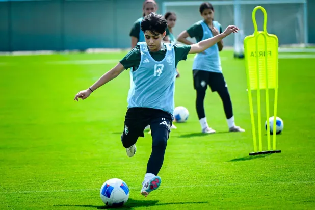 تصفيات كأس آسيا للناشئات: «الأخضر» يبحث عن انتصاره الأول أمام لبنان