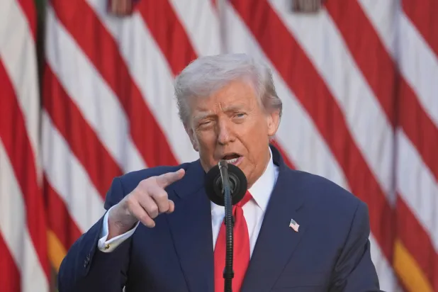 ترمب يهدد بنزع سلاح «(حماس) بسرعة وربما بعنف» (أ.ب)