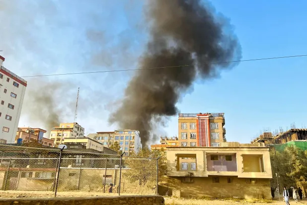 دخان يتصاعد من موقع انفجارات في كابل في 15 أكتوبر 2025 (أ.ف.ب)