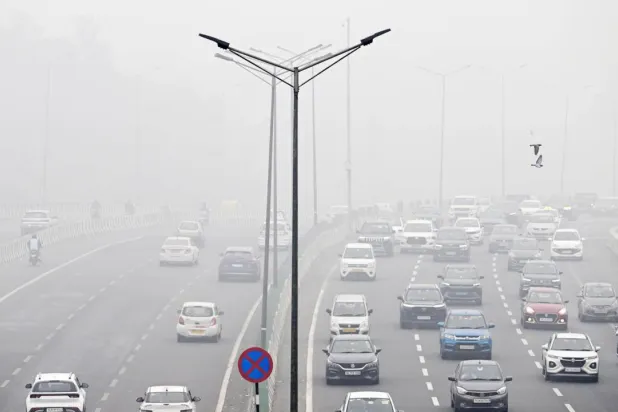 Each winter, Delhi is blanketed in acrid smog, a toxic mix of crop-burning, factory emissions and choking traffic. Arun SANKAR / AFP
