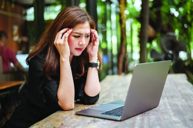 صداع الكمبيوتر... 4 أسباب شائعة