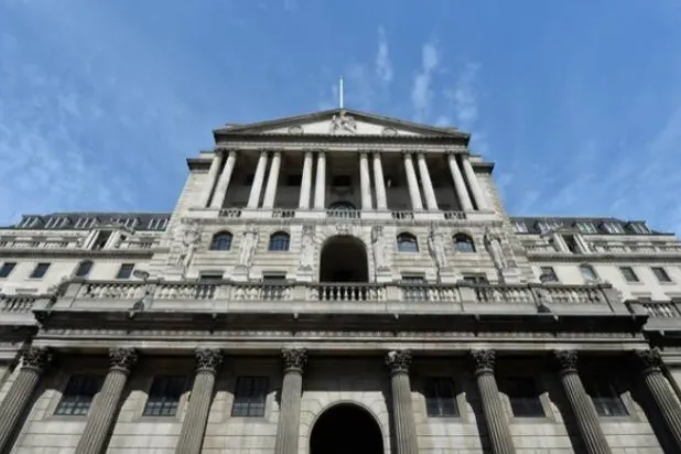 مبنى بنك إنجلترا في لندن (رويترز)